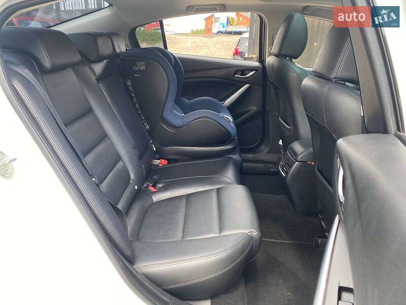 Седан Mazda 6 2014 в Киеве