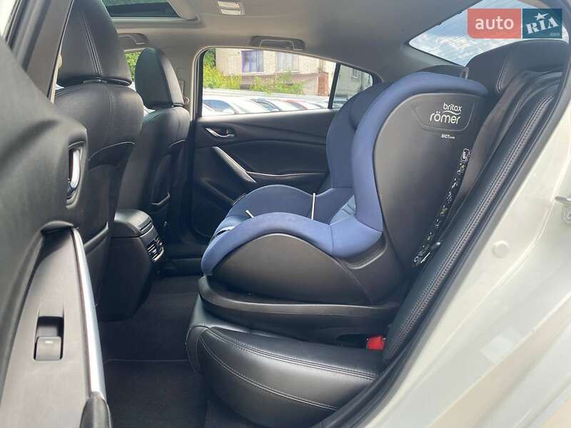 Седан Mazda 6 2014 в Киеве