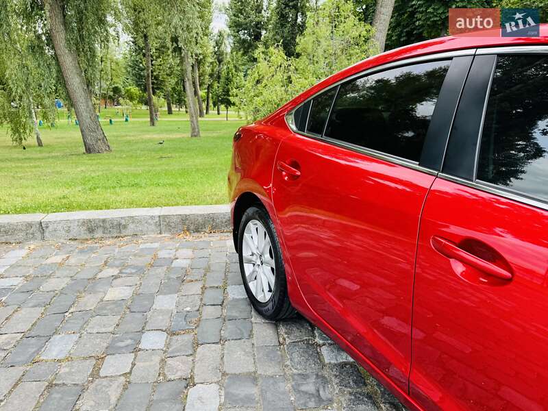 Седан Mazda 6 2017 в Киеве