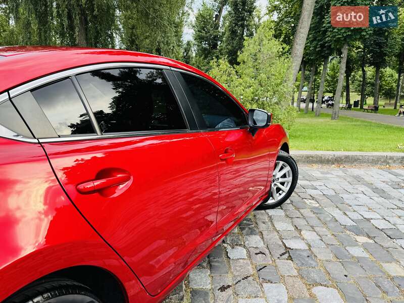 Седан Mazda 6 2017 в Киеве