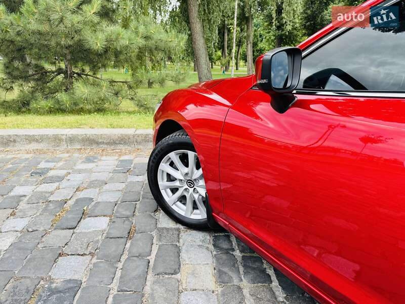 Седан Mazda 6 2017 в Киеве