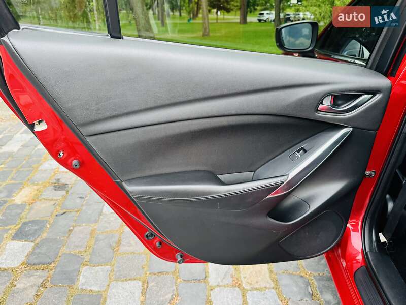 Седан Mazda 6 2017 в Киеве