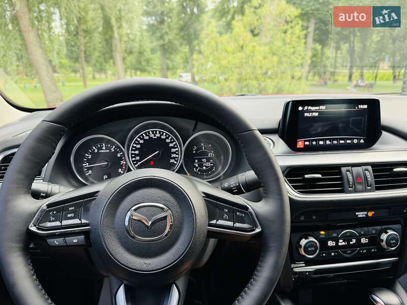 Седан Mazda 6 2017 в Киеве