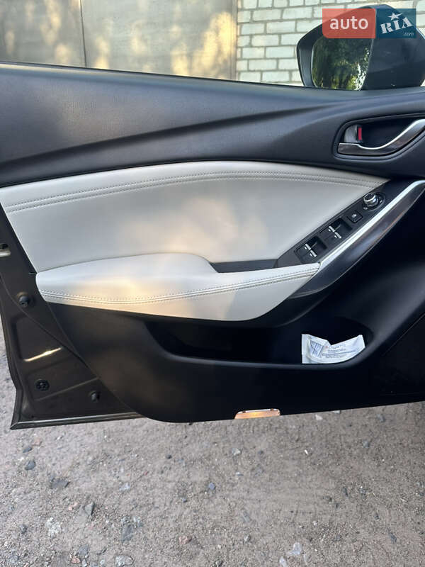 Седан Mazda 6 2015 в Конотопе
