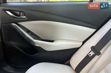 Седан Mazda 6 2015 в 