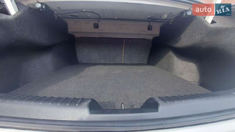Седан Mazda 6 2013 в Василькове