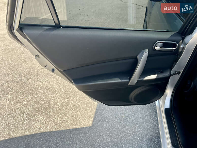 Лифтбек Mazda 6 2008 в Житомире