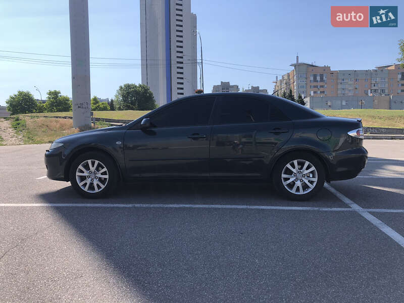 Седан Mazda 6 2004 в Киеве