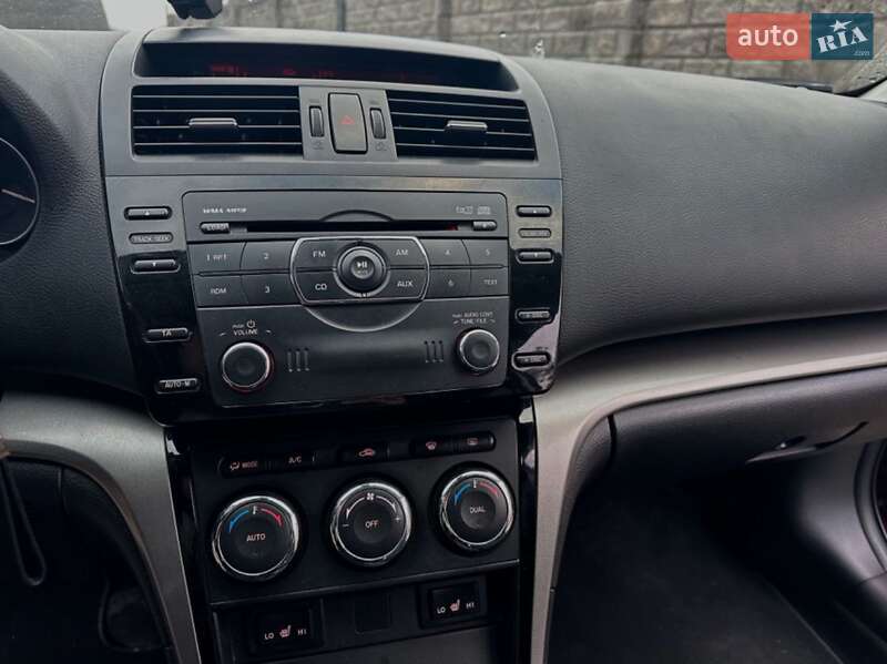 Седан Mazda 6 2011 в Киеве