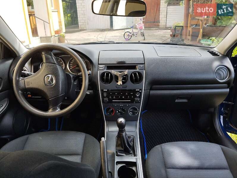 Седан Mazda 6 2005 в Луцке