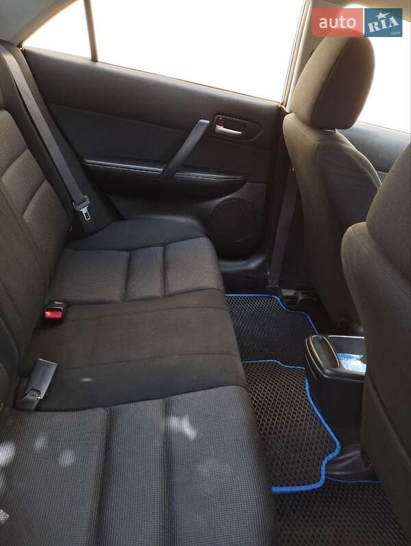 Седан Mazda 6 2005 в Луцке
