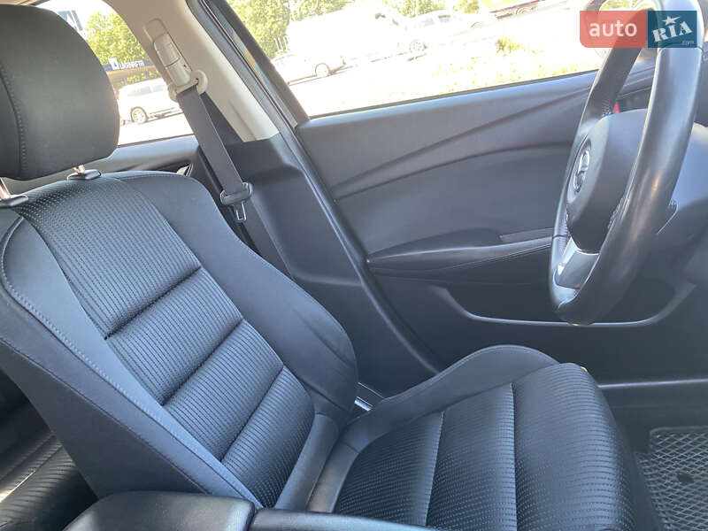 Седан Mazda 6 2015 в Полтаве