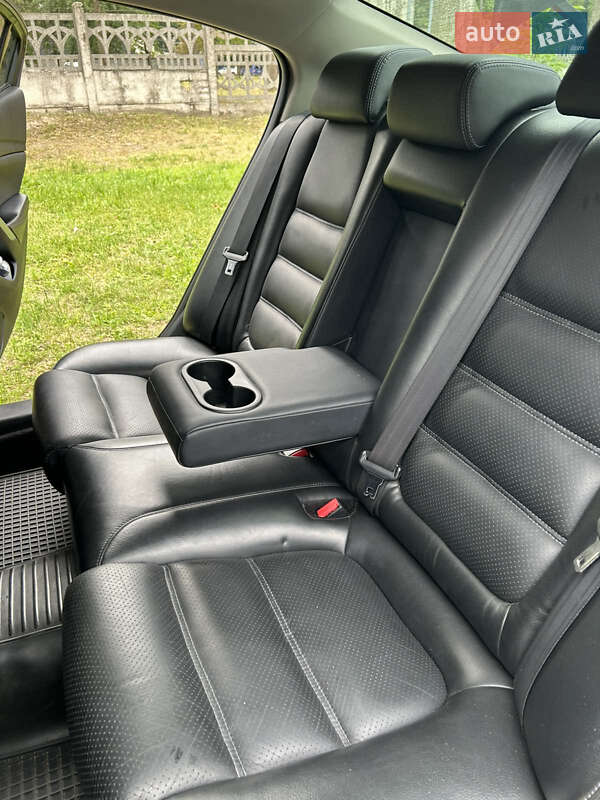 Седан Mazda 6 2013 в Крюковщине
