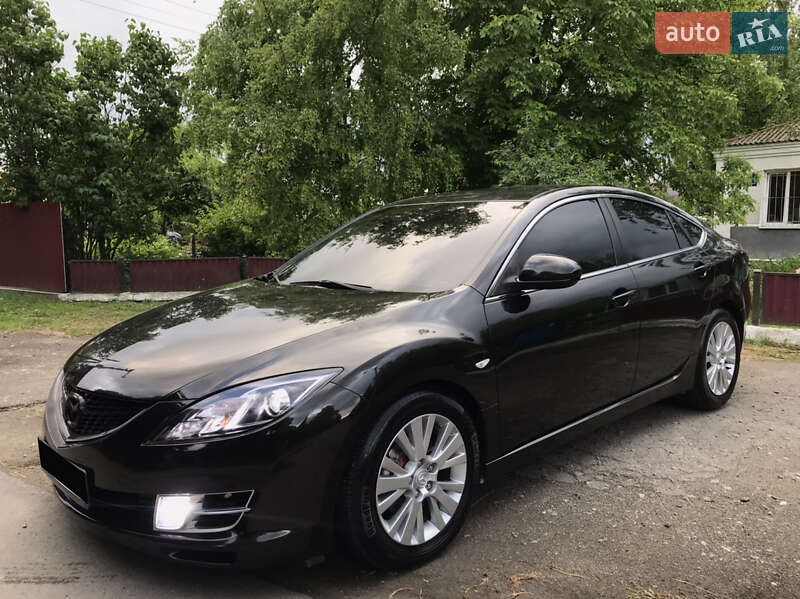 Седан Mazda 6 2008 в Волочиске