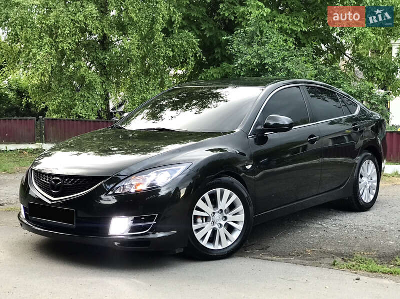 Седан Mazda 6 2008 в Волочиске