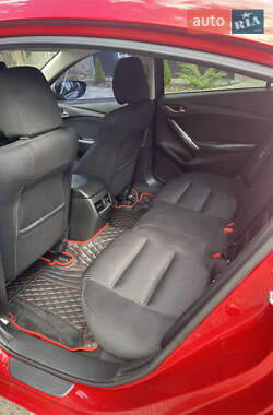 Седан Mazda 6 2015 в 