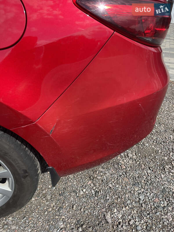 Седан Mazda 6 2015 в Хороле