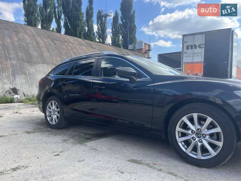 Универсал Mazda 6 2014 в Киеве