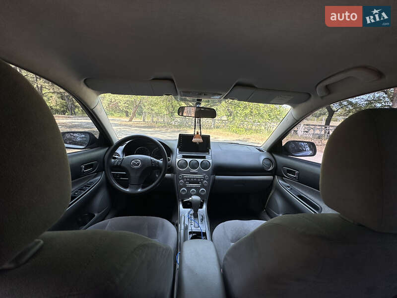 Седан Mazda 6 2004 в Днепре