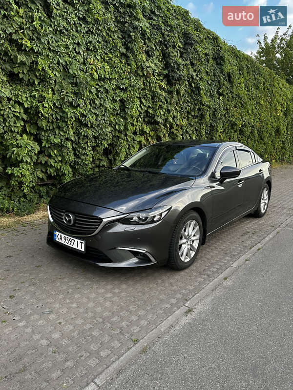 Седан Mazda 6 2017 в 