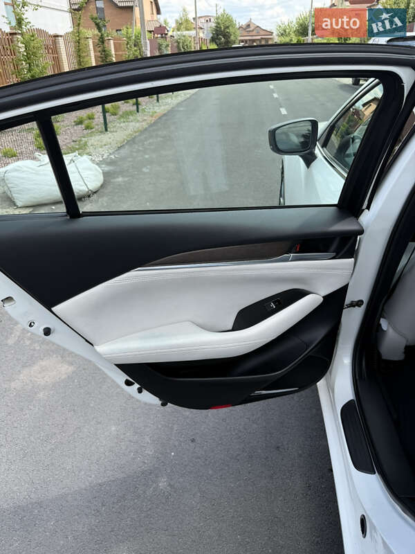 Седан Mazda 6 2021 в Киеве