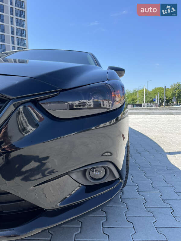 Седан Mazda 6 2015 в Львове