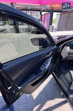 Седан Mazda 6 2015 в 