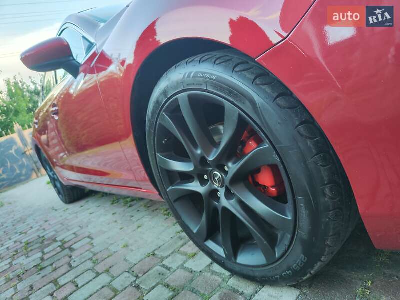 Седан Mazda 6 2013 в Ровно