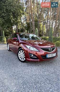 Седан Mazda 6 2011 в 