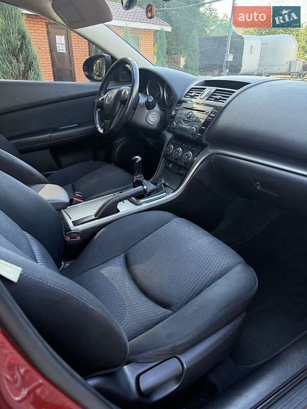 Седан Mazda 6 2011 в Киеве