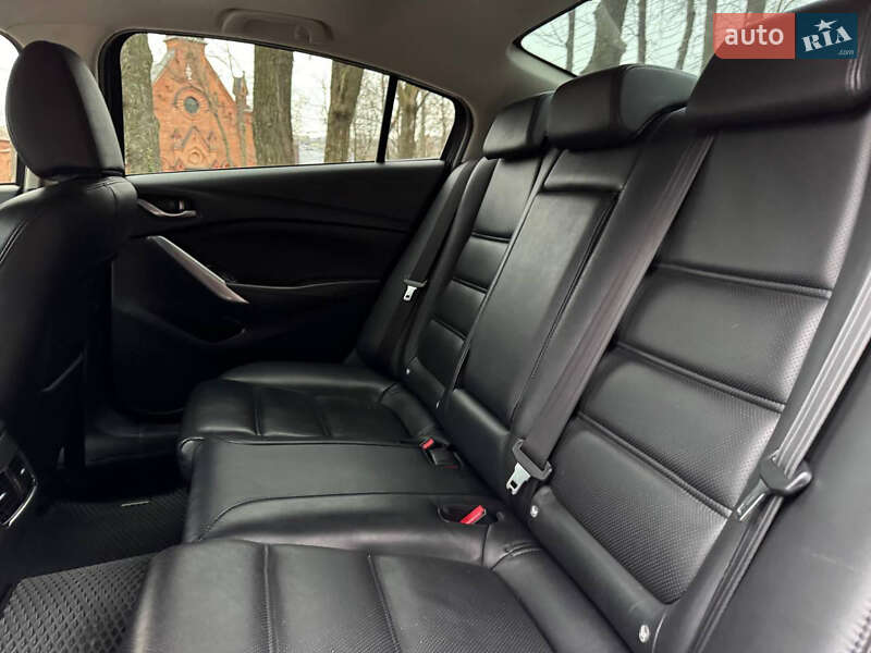 Седан Mazda 6 2015 в Сумах