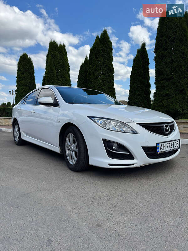 Лифтбек Mazda 6 2011 в 