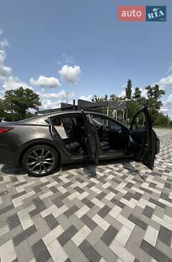 Седан Mazda 6 2016 в 
