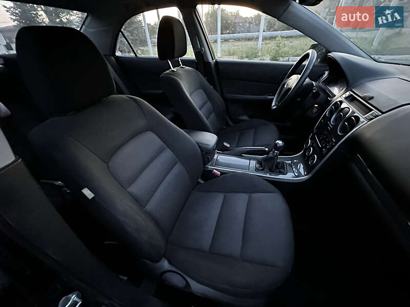 Седан Mazda 6 2005 в Харькове
