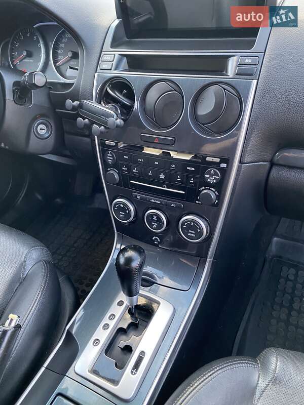 Лифтбек Mazda 6 2006 в Виннице