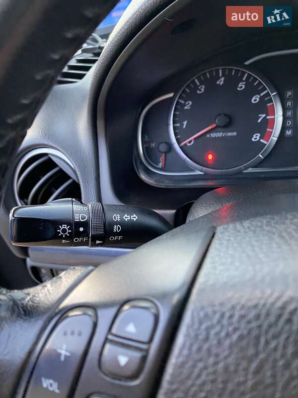 Лифтбек Mazda 6 2006 в Виннице
