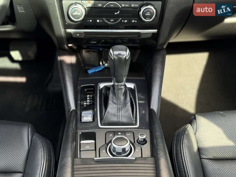 Седан Mazda 6 2017 в Львове