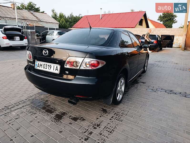 Седан Mazda 6 2003 в Малине