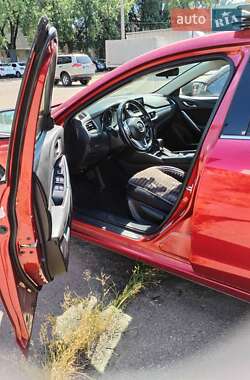 Седан Mazda 6 2015 в 