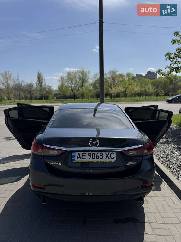 Седан Mazda 6 2013 в Днепре