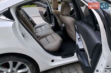 Седан Mazda 6 2016 в 