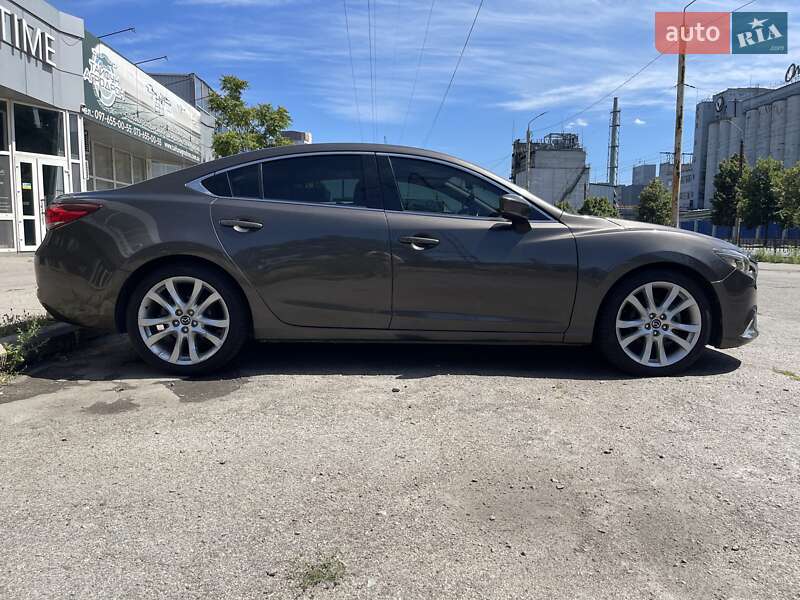 Седан Mazda 6 2015 в Дніпрі
