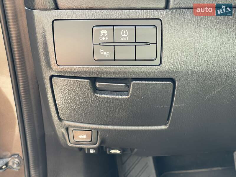 Седан Mazda 6 2015 в Дніпрі