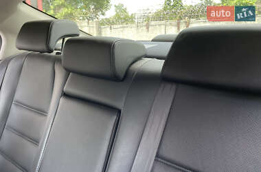 Седан Mazda 6 2015 в 