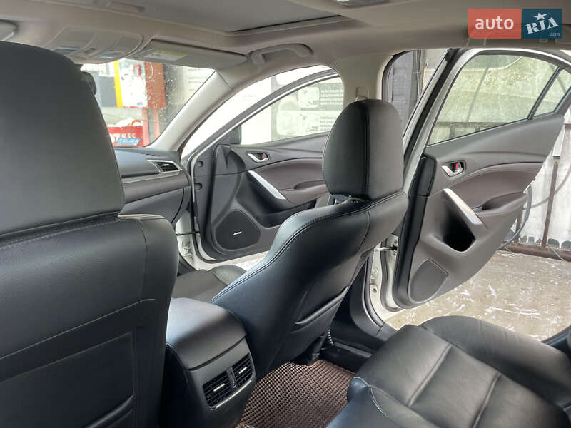 Седан Mazda 6 2015 в Ніжині