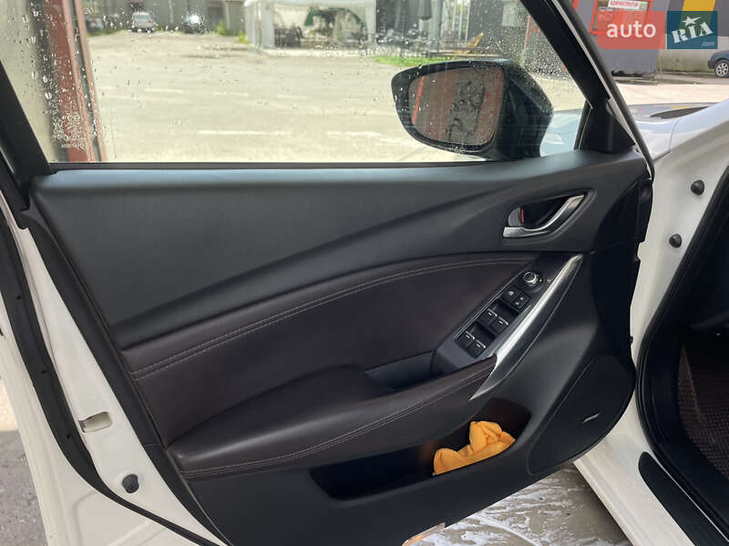 Седан Mazda 6 2015 в Ніжині