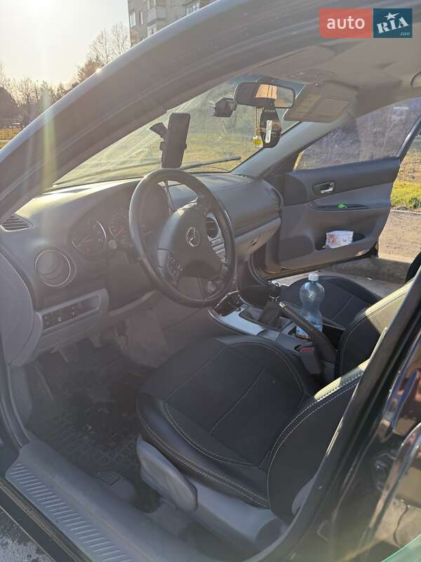 Седан Mazda 6 2005 в Вознесенске