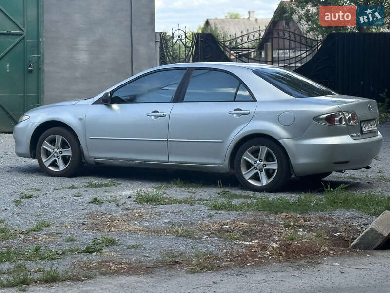 Седан Mazda 6 2004 в Звягеле