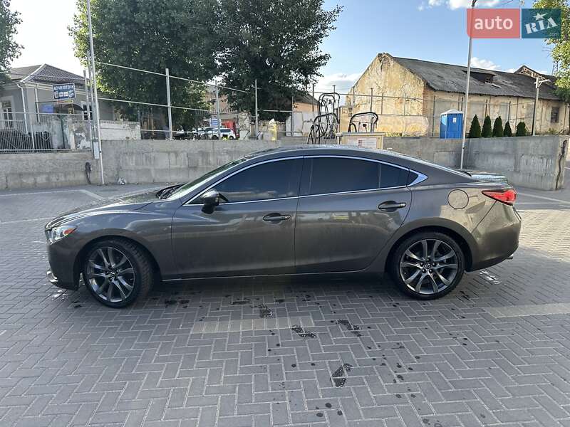 Седан Mazda 6 2015 в Кропивницком