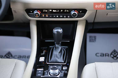 Седан Mazda 6 2018 в 